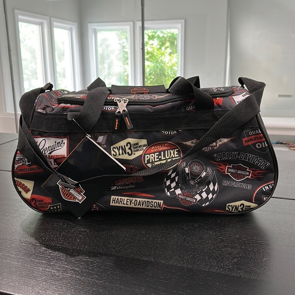 Harley-Davidson Vintage Pattern Duffle Bag - Picture 2 of 11